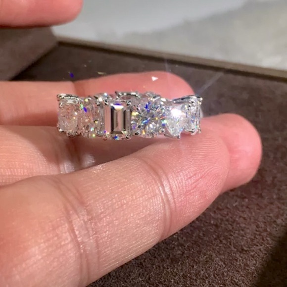 🎉Host Pick!🎉White Sapphire Eternity Band Ring - Picture 5 of 11